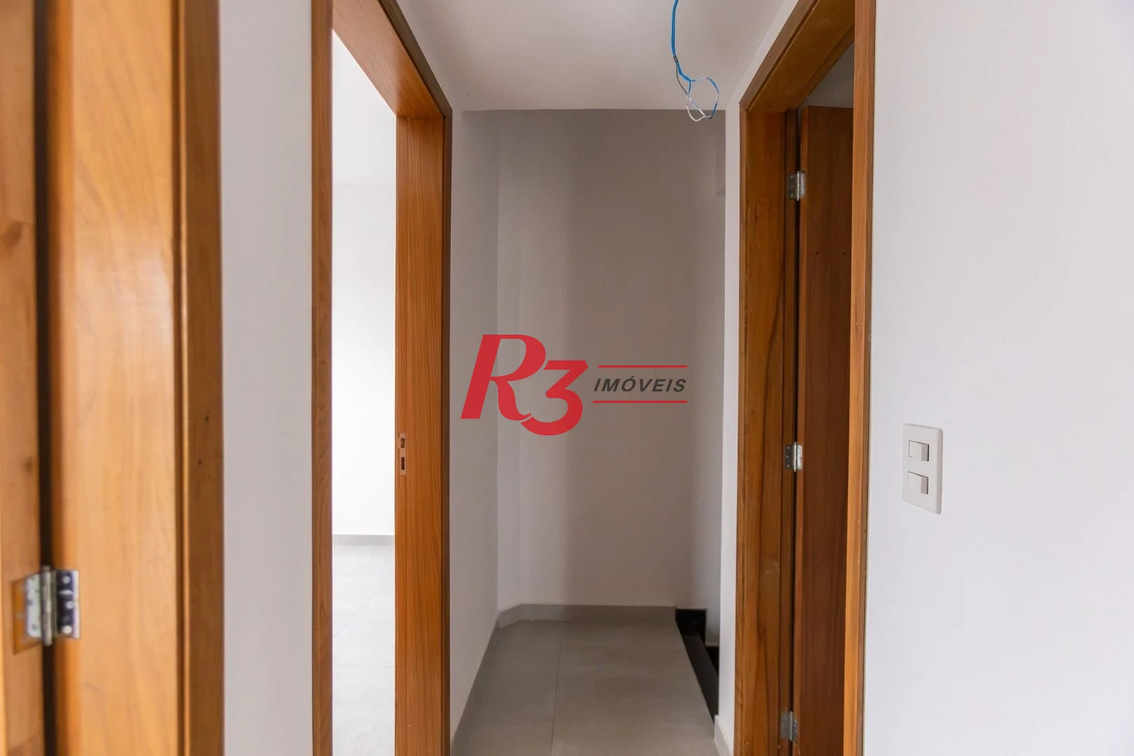 Village com 3 dormitórios à venda, 122 m² por R$ 900.000,00 - Aparecida - Santos/SP