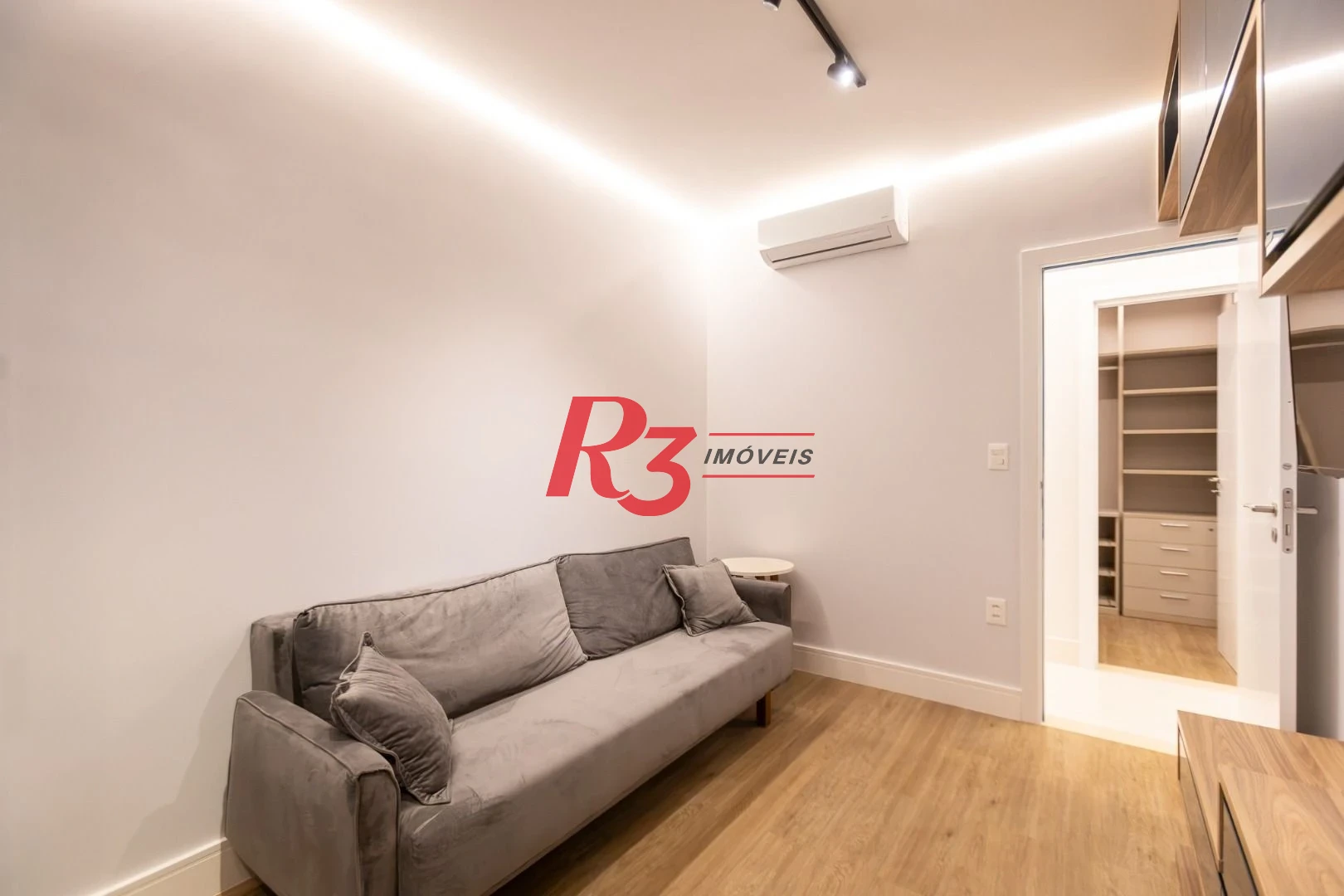 Apartamento com 3 dormitórios para alugar, 115 m² por R$ 13.000,02/mês - Embaré - Santos/SP
