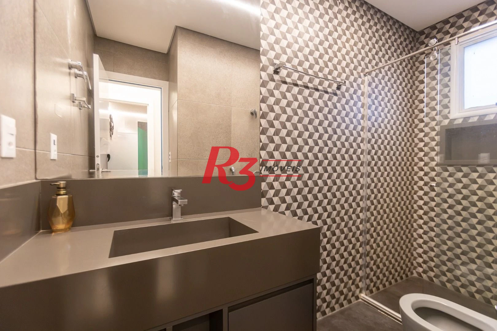 Apartamento com 3 dormitórios para alugar, 115 m² por R$ 13.000,02/mês - Embaré - Santos/SP