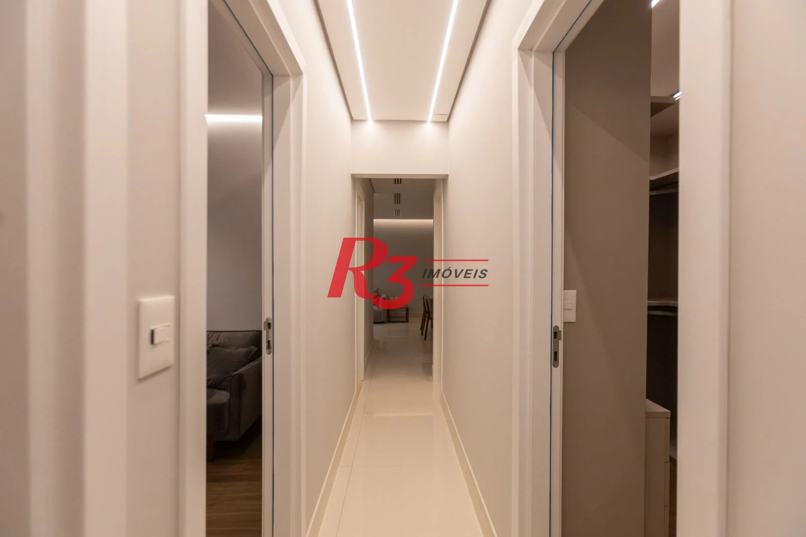 Apartamento com 3 dormitórios para alugar, 115 m² por R$ 13.000,02/mês - Embaré - Santos/SP