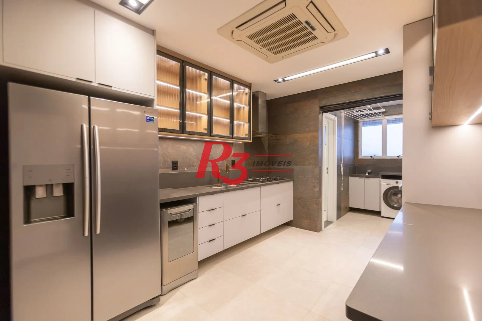 Apartamento com 3 dormitórios para alugar, 115 m² por R$ 13.000,02/mês - Embaré - Santos/SP