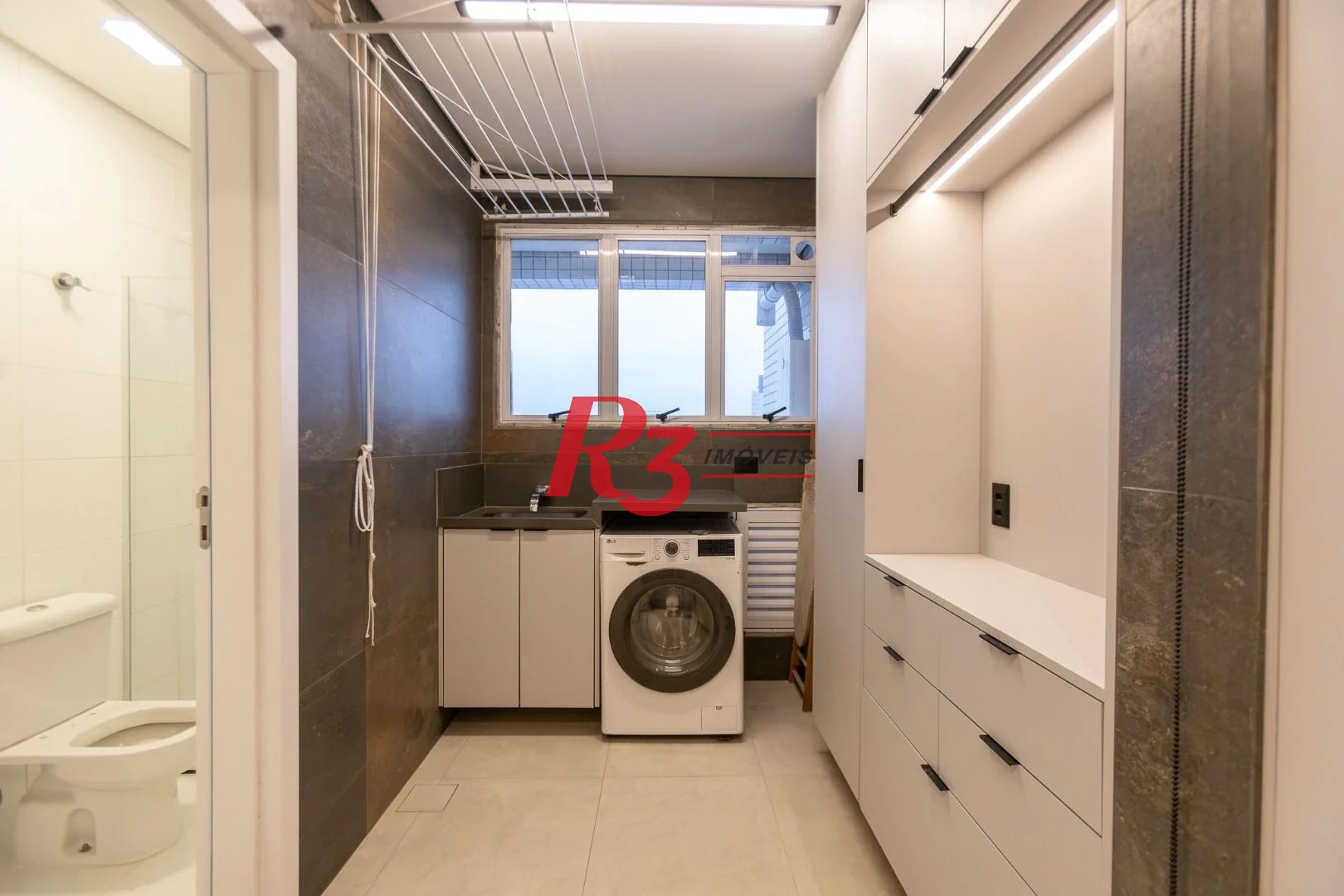 Apartamento com 3 dormitórios para alugar, 115 m² por R$ 13.000,02/mês - Embaré - Santos/SP