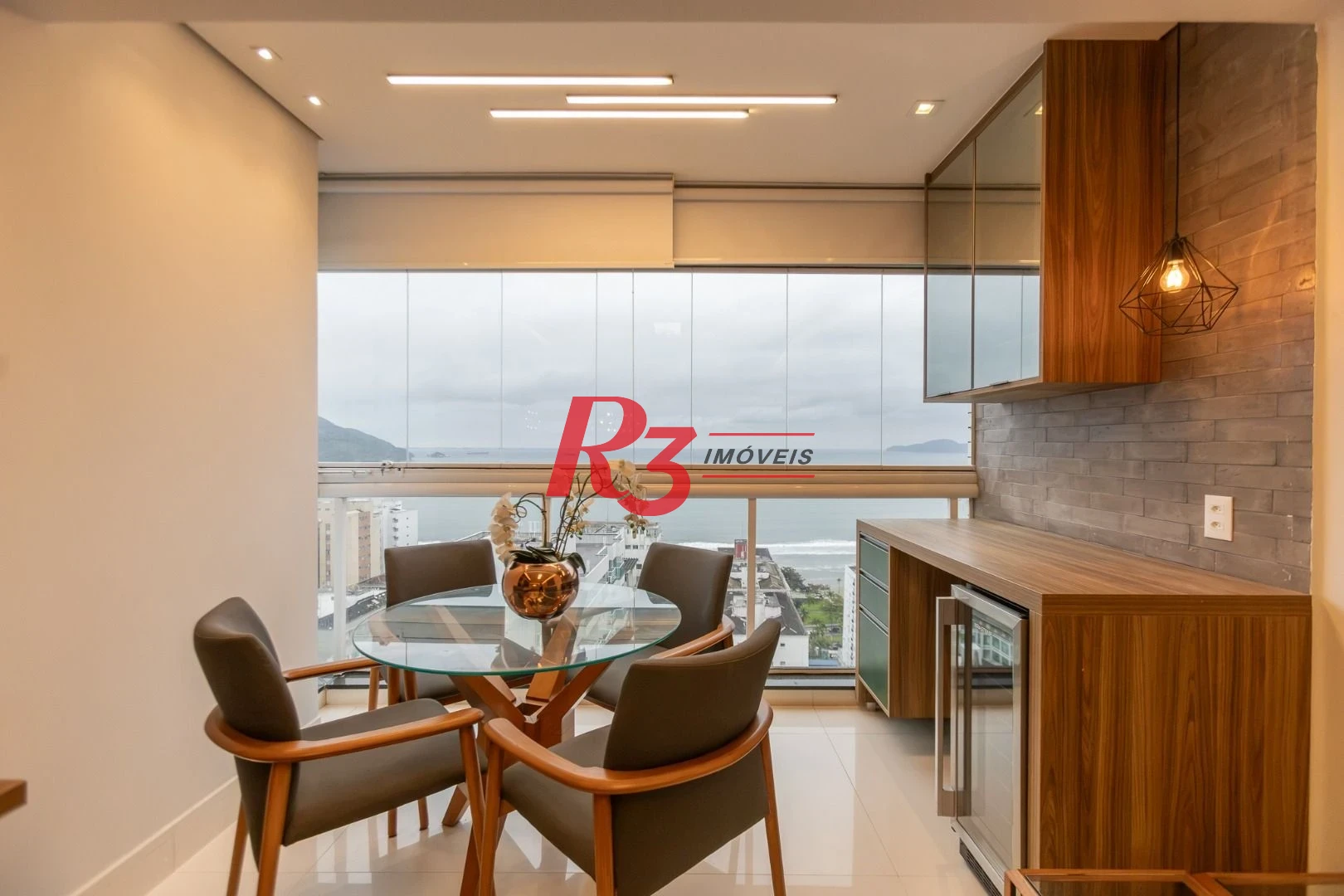 Apartamento com 3 dormitórios para alugar, 115 m² por R$ 13.000,02/mês - Embaré - Santos/SP