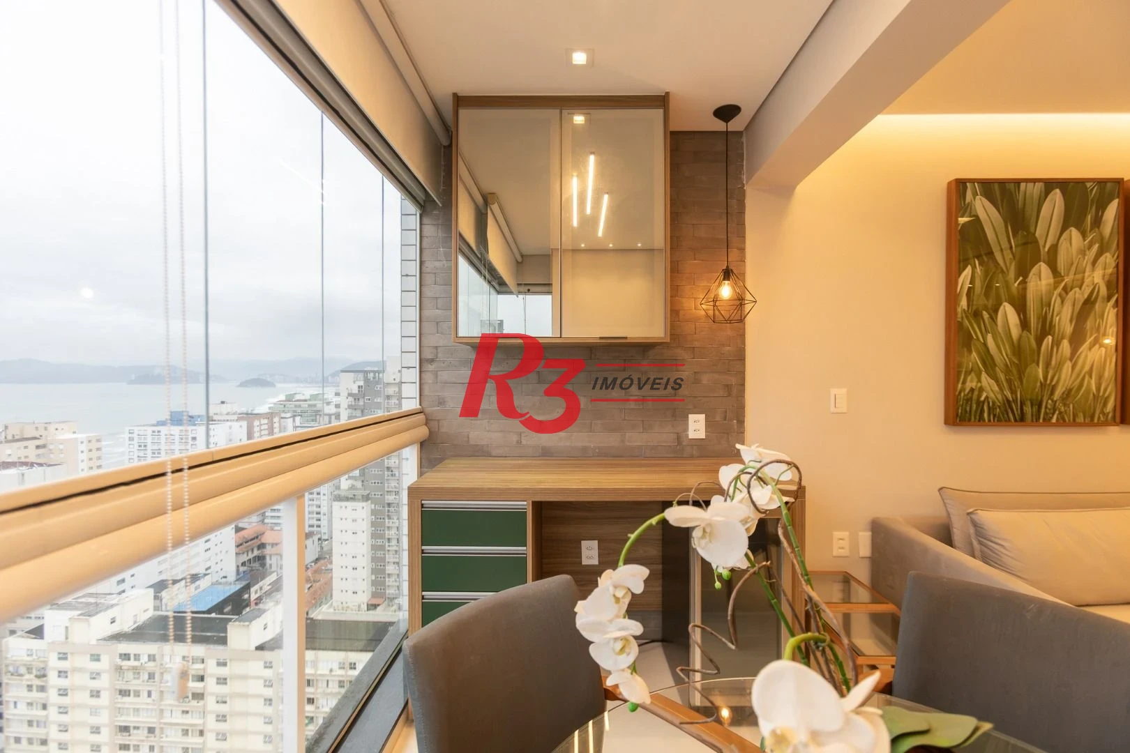 Apartamento com 3 dormitórios para alugar, 115 m² por R$ 13.000,02/mês - Embaré - Santos/SP