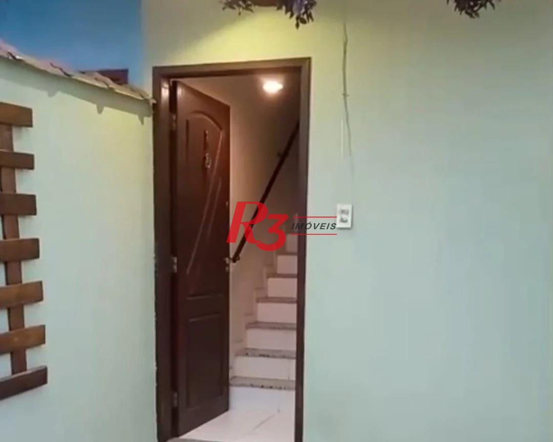 Casa com 4 dormitórios à venda, 123 m² por R$ 600.000,00 - Vila Ponte Nova - Cubatão/SP