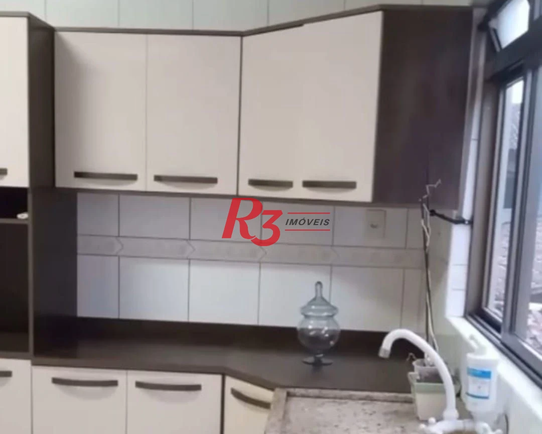 Casa com 4 dormitórios à venda, 123 m² por R$ 600.000,00 - Vila Ponte Nova - Cubatão/SP