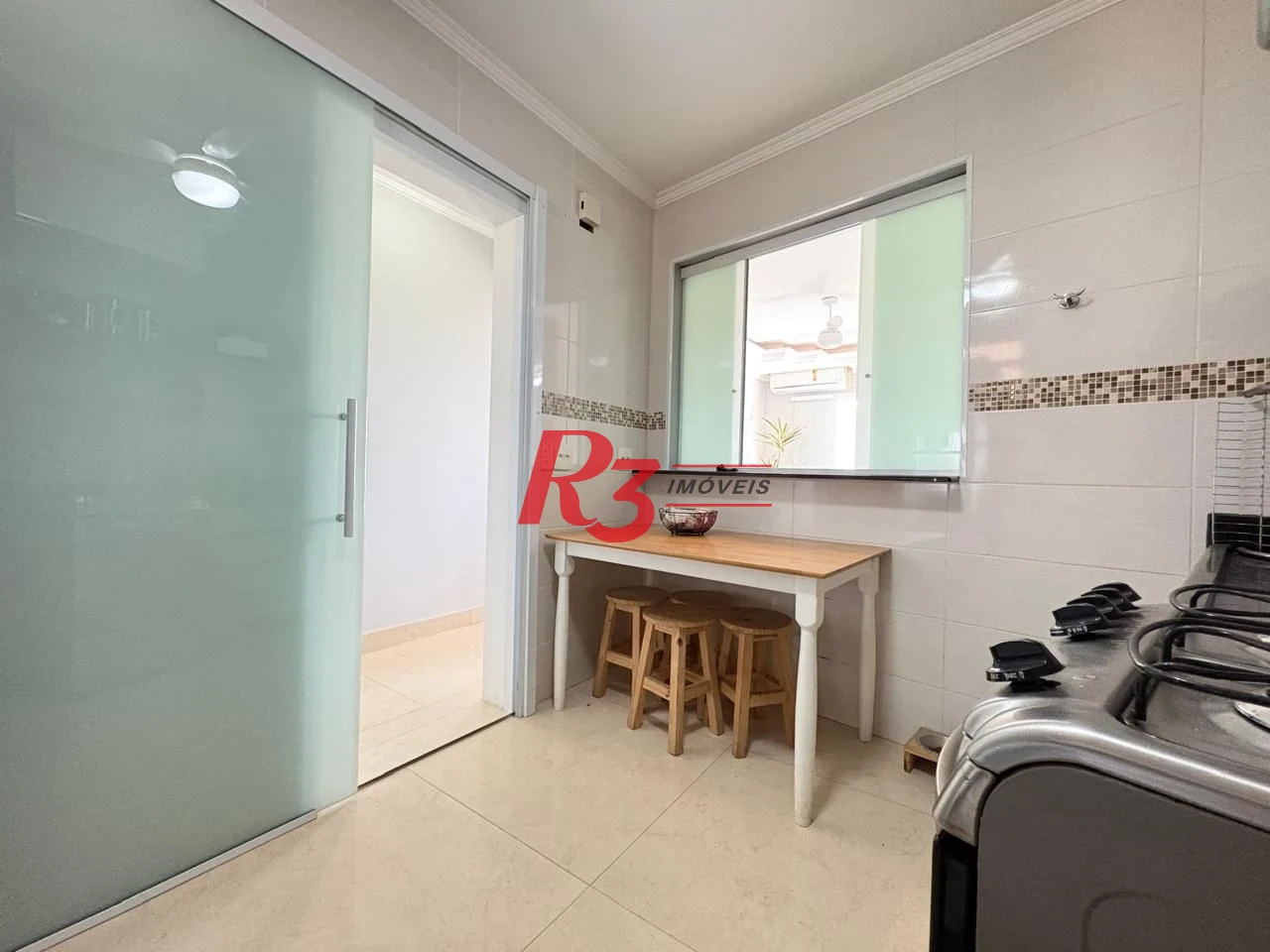 Apartamento para alugar, 54 m² por R$ 4.000,02/mês - José Menino - Santos/SP