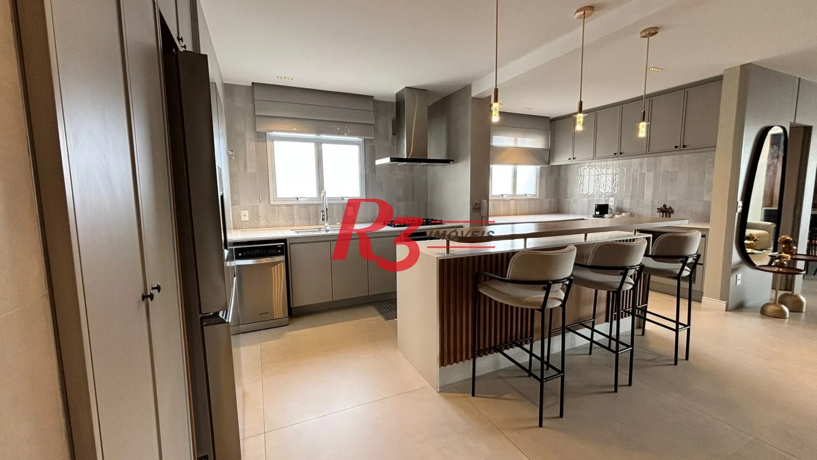 Apartamento com 3 dormitórios para alugar, 214 m² por R$ 25.000,00/mês - Boqueirão - Santos/SP