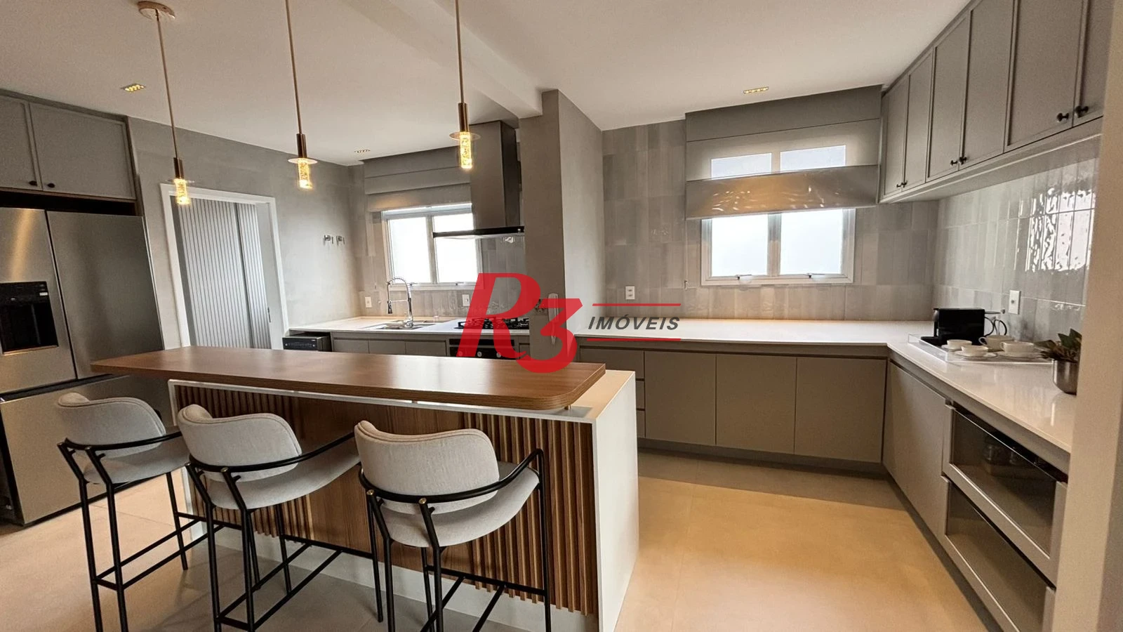 Apartamento com 3 dormitórios para alugar, 214 m² por R$ 25.000,00/mês - Boqueirão - Santos/SP