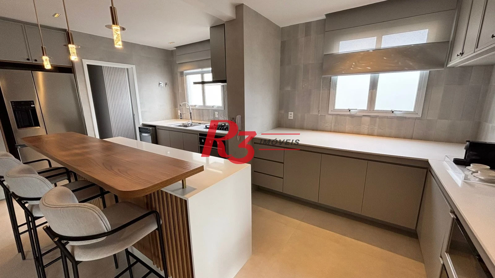 Apartamento com 3 dormitórios para alugar, 214 m² por R$ 25.000,00/mês - Boqueirão - Santos/SP