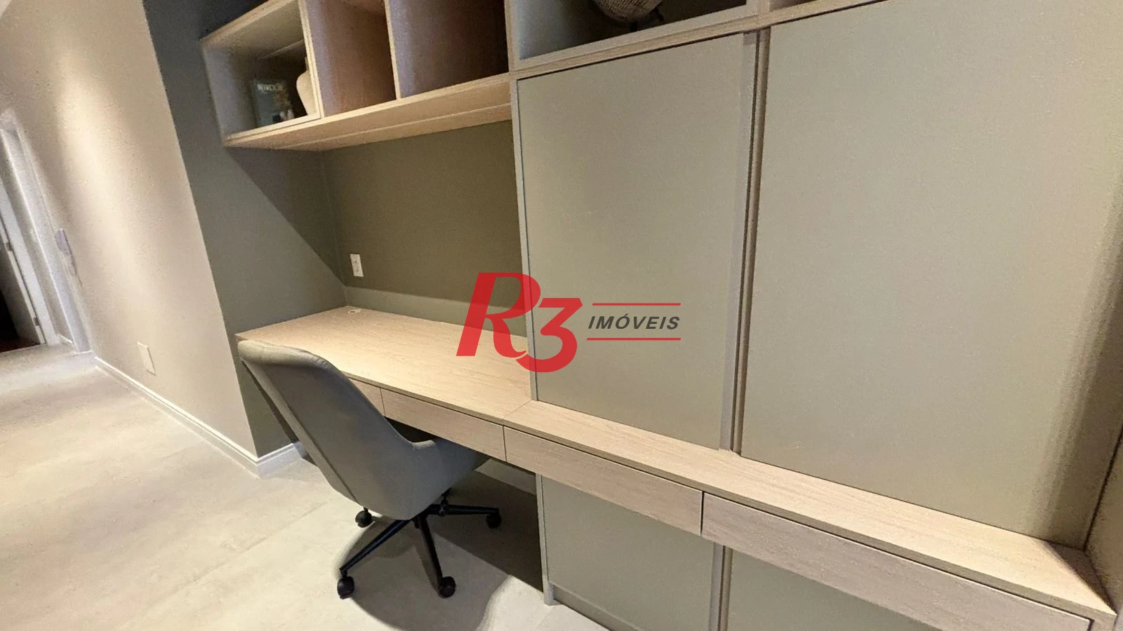 Apartamento com 3 dormitórios para alugar, 214 m² por R$ 25.000,00/mês - Boqueirão - Santos/SP