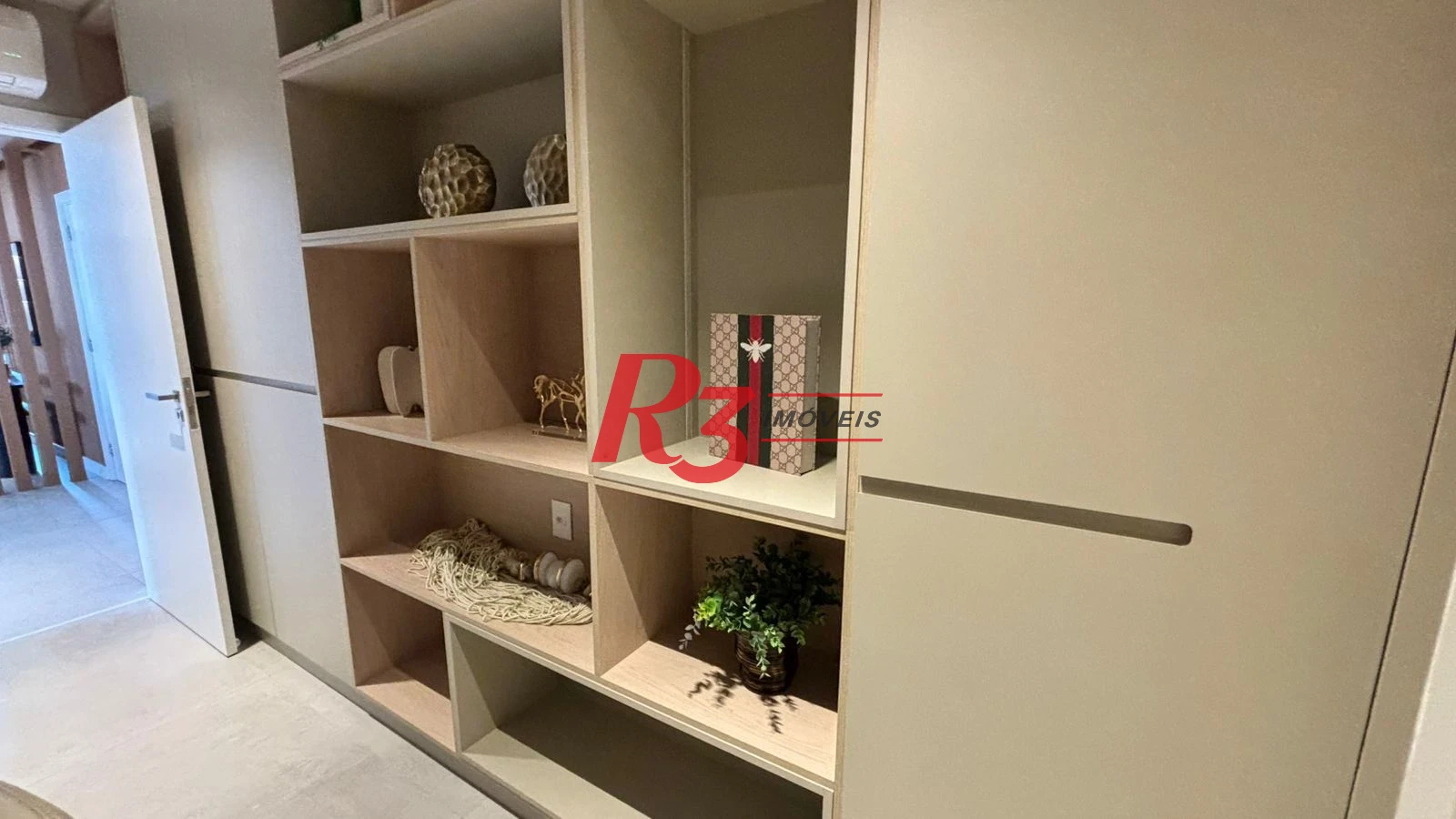 Apartamento com 3 dormitórios para alugar, 214 m² por R$ 25.000,00/mês - Boqueirão - Santos/SP