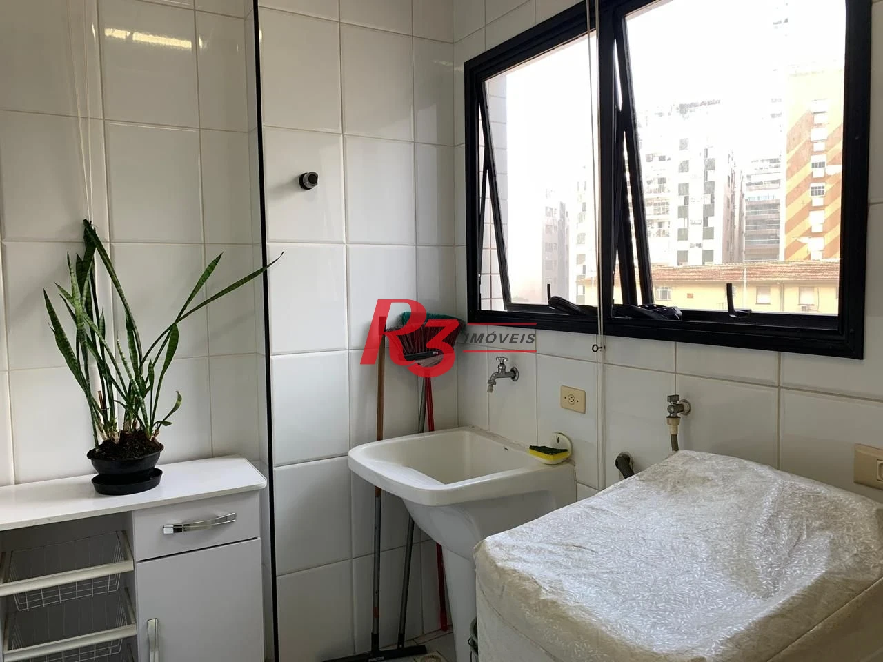 Apartamento com 3 dormitórios à venda, 104 m² por R$ 1.150.000,00 - Boqueirão - Santos/SP