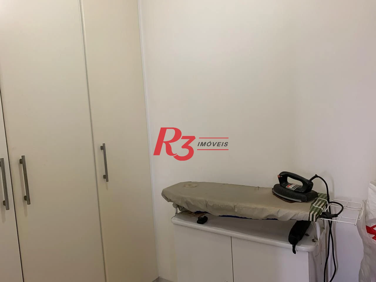 Apartamento com 3 dormitórios à venda, 104 m² por R$ 1.150.000,00 - Boqueirão - Santos/SP