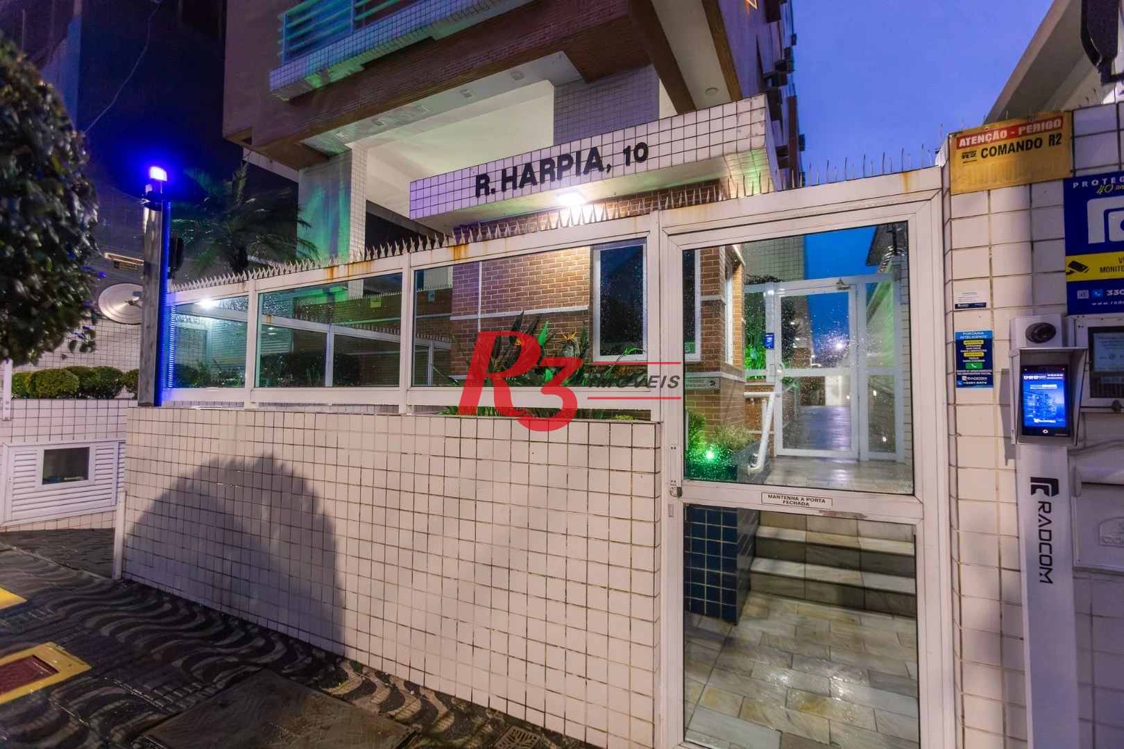 Apartamento com 3 dormitórios à venda, 248 m² por R$ 1.000.000,00 - Marapé - Santos/SP