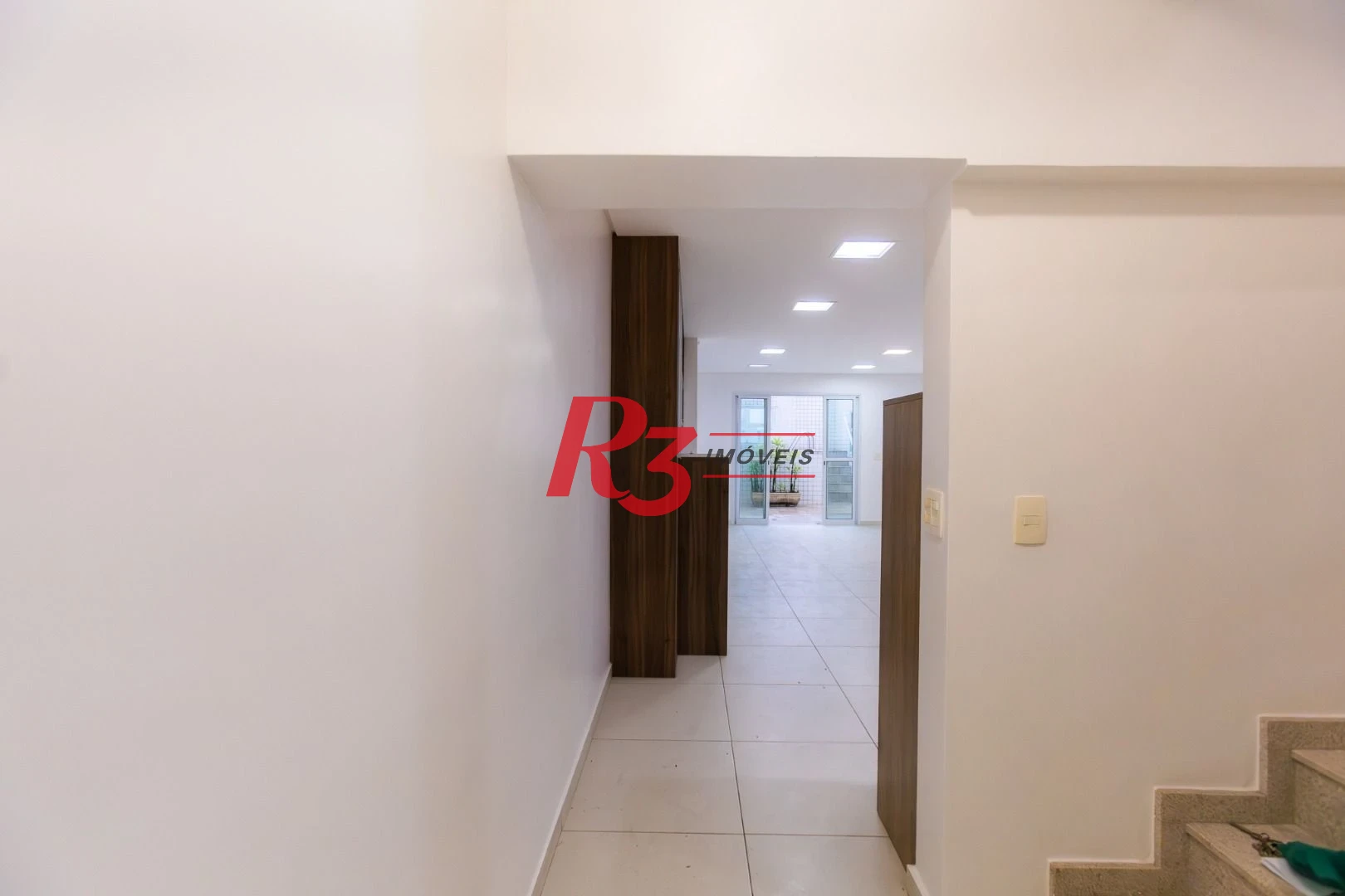 Apartamento com 3 dormitórios à venda, 248 m² por R$ 1.000.000,00 - Marapé - Santos/SP