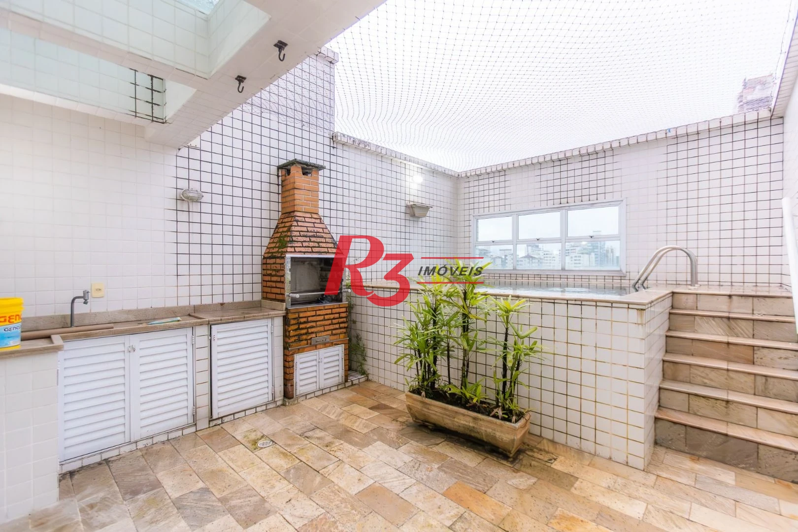 Apartamento com 3 dormitórios à venda, 248 m² por R$ 1.000.000,00 - Marapé - Santos/SP