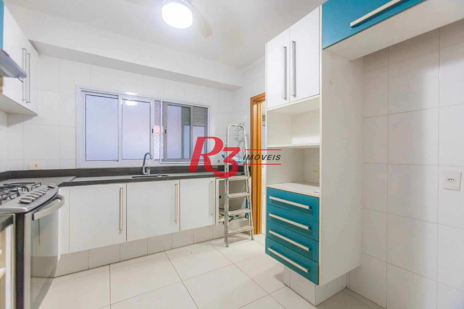 Apartamento com 3 dormitórios à venda, 248 m² por R$ 1.000.000,00 - Marapé - Santos/SP