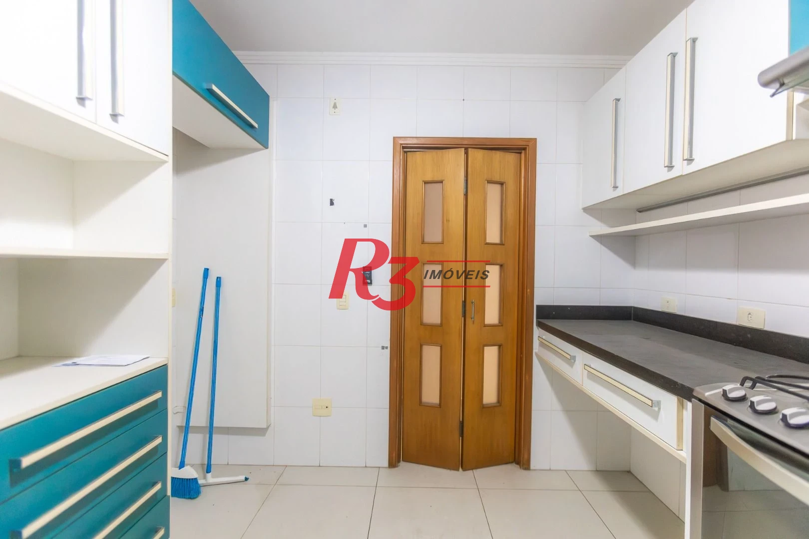 Apartamento com 3 dormitórios à venda, 248 m² por R$ 1.000.000,00 - Marapé - Santos/SP