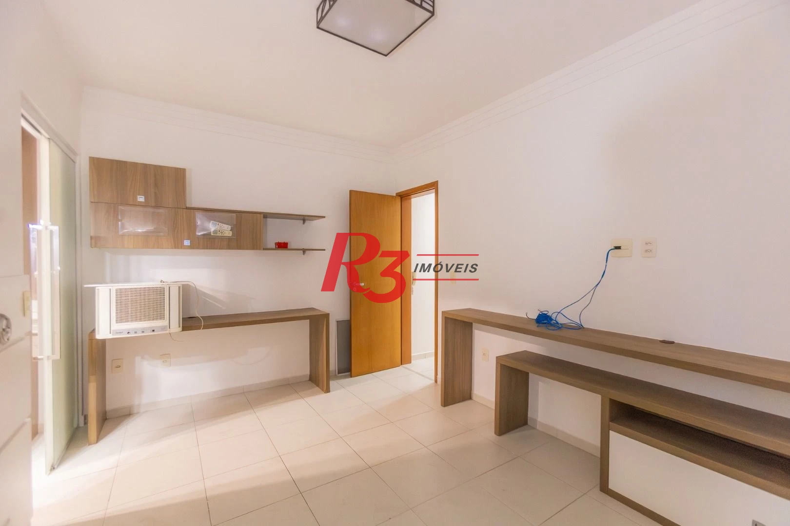 Apartamento com 3 dormitórios à venda, 248 m² por R$ 1.000.000,00 - Marapé - Santos/SP