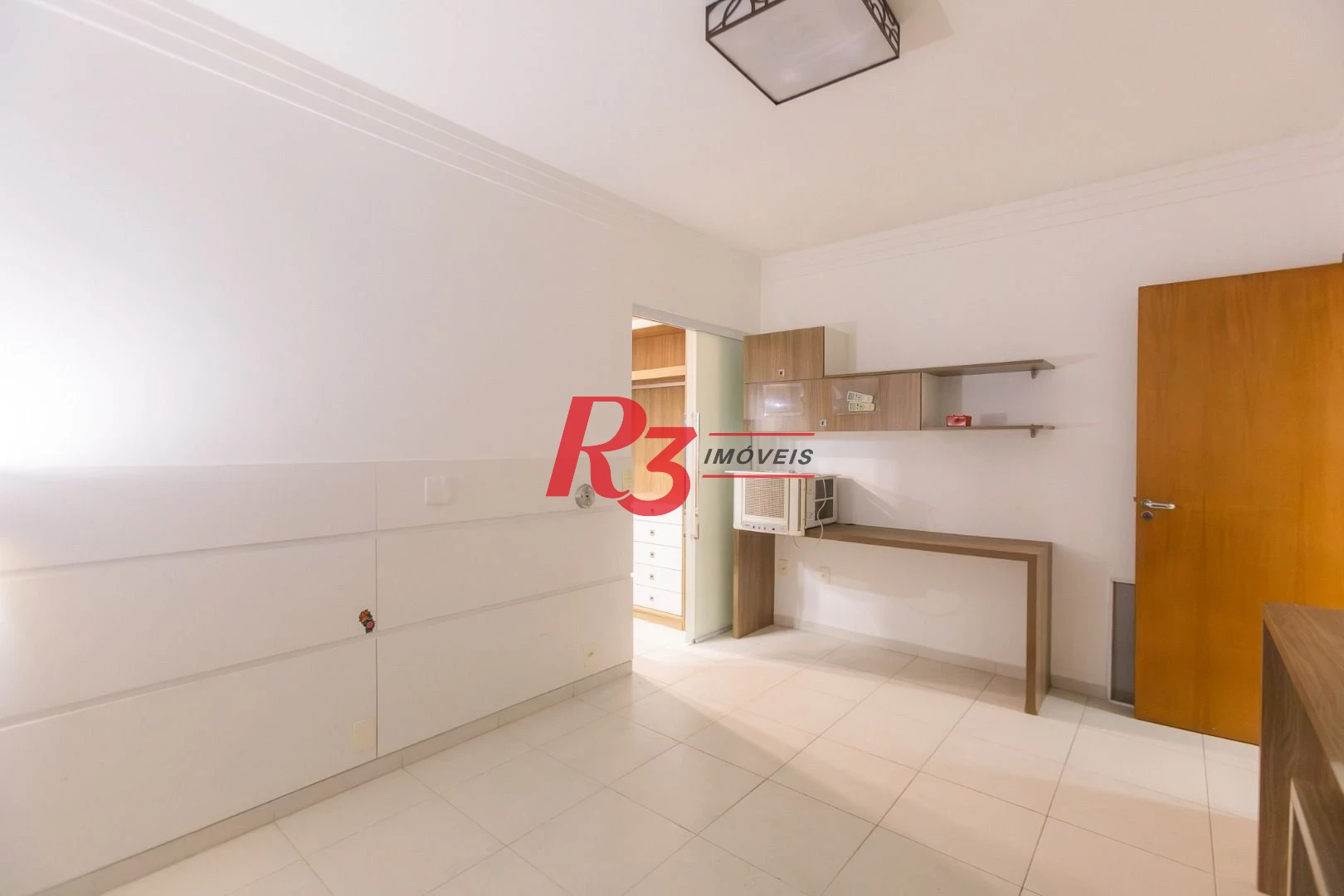 Apartamento com 3 dormitórios à venda, 248 m² por R$ 1.000.000,00 - Marapé - Santos/SP