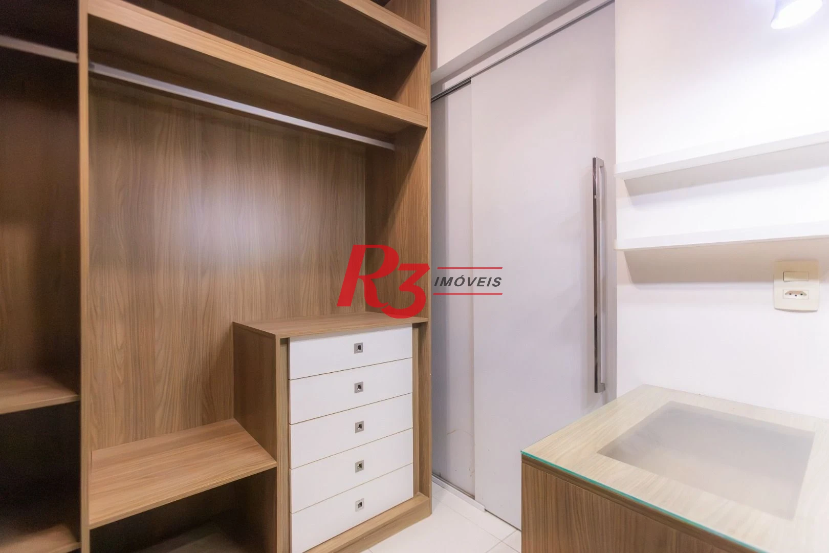 Apartamento com 3 dormitórios à venda, 248 m² por R$ 1.000.000,00 - Marapé - Santos/SP