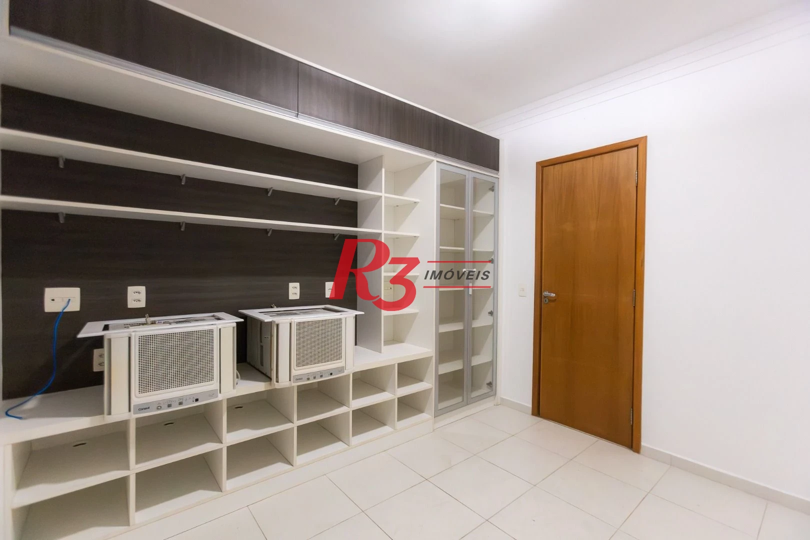Apartamento com 3 dormitórios à venda, 248 m² por R$ 1.000.000,00 - Marapé - Santos/SP