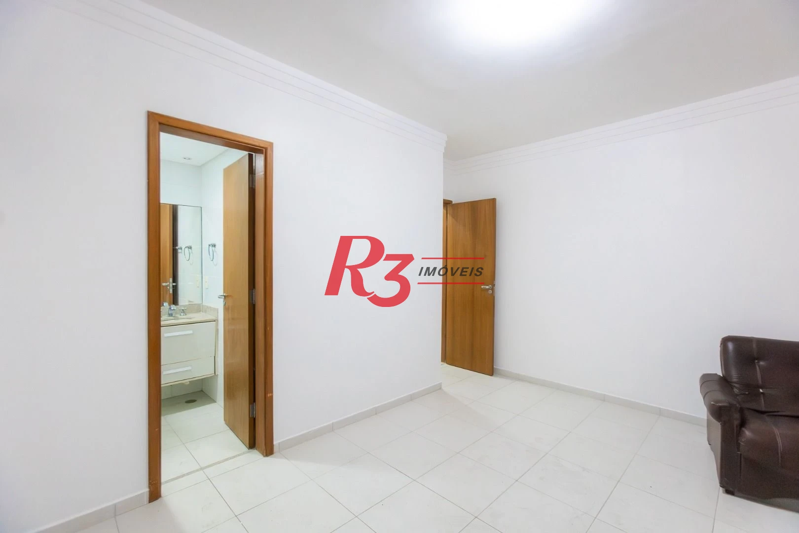 Apartamento com 3 dormitórios à venda, 248 m² por R$ 1.000.000,00 - Marapé - Santos/SP