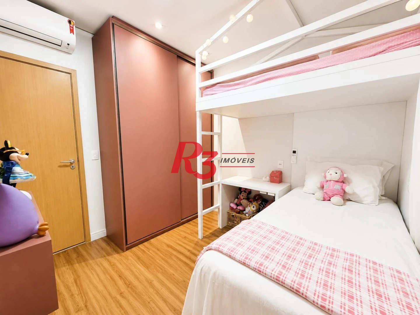 Apartamento com 3 dormitórios à venda, 127 m² por R$ 2.130.000,00 - Boqueirão - Santos/SP