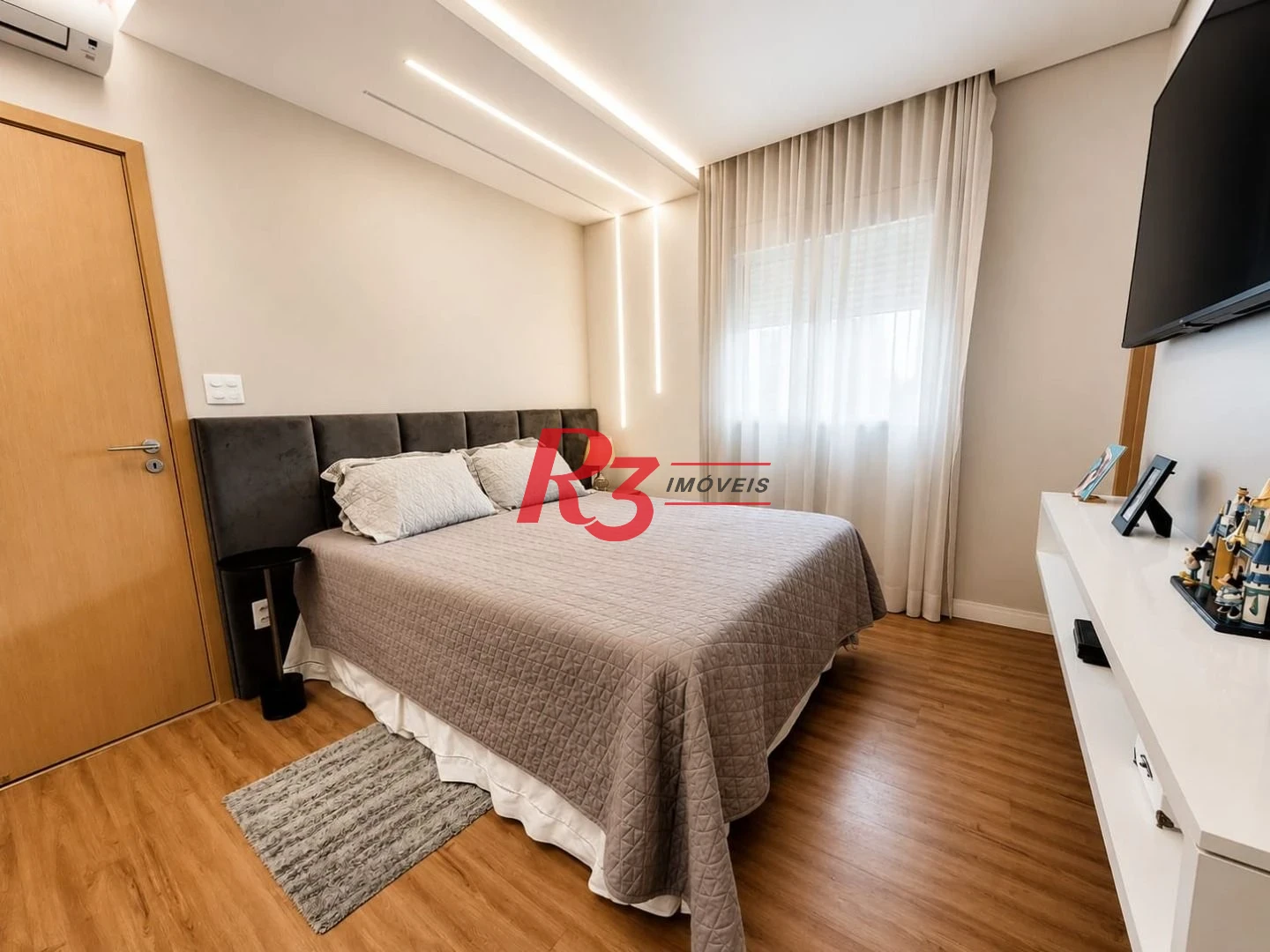Apartamento com 3 dormitórios à venda, 127 m² por R$ 2.130.000,00 - Boqueirão - Santos/SP