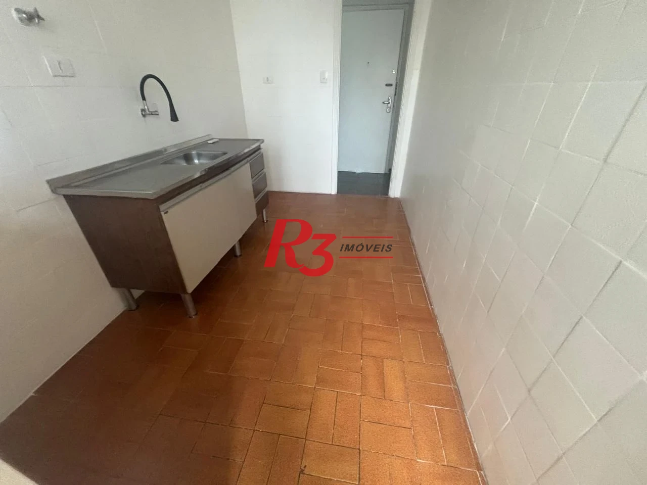 Apartamento com 2 dormitórios à venda, 80 m² por R$ 586.000,00 - José Menino - Santos/SP