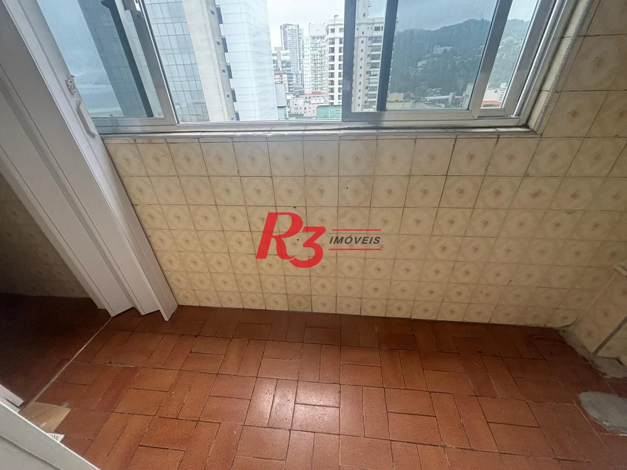 Apartamento com 2 dormitórios à venda, 80 m² por R$ 586.000,00 - José Menino - Santos/SP