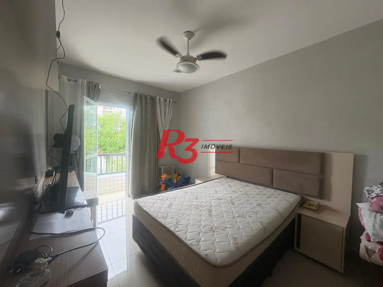 Apartamento com 2 dormitórios à venda, 82 m² por R$ 435.000,00 - Marapé - Santos/SP