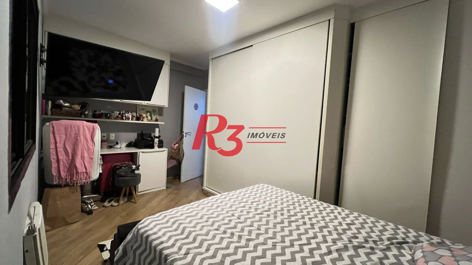 Apartamento com 3 dormitórios à venda, 124 m² por R$ 640.000,00 - Campo Grande - Santos/SP