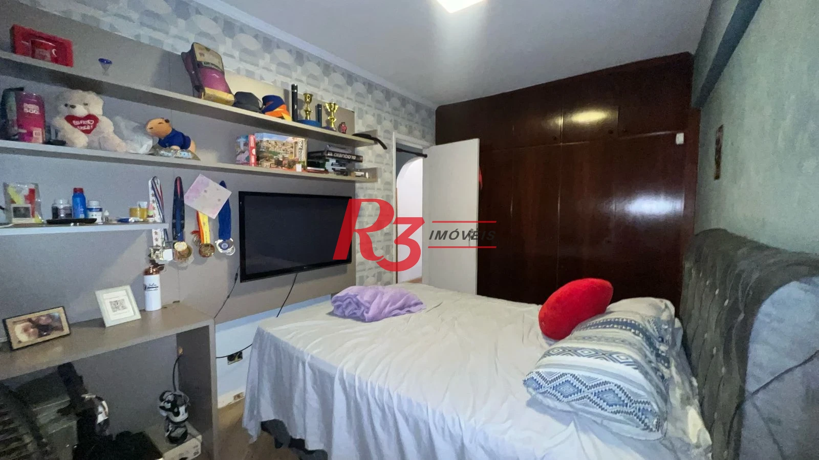 Apartamento com 3 dormitórios à venda, 124 m² por R$ 640.000,00 - Campo Grande - Santos/SP