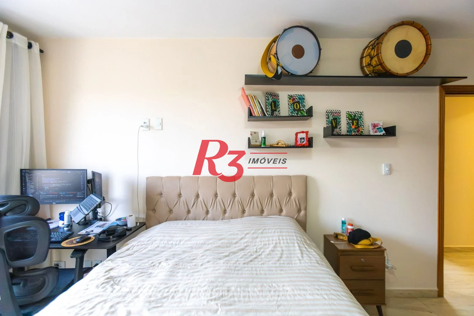 Apartamento com 3 dormitórios à venda, 98 m² por R$ 750.000,00 - Ponta da Praia - Santos/SP