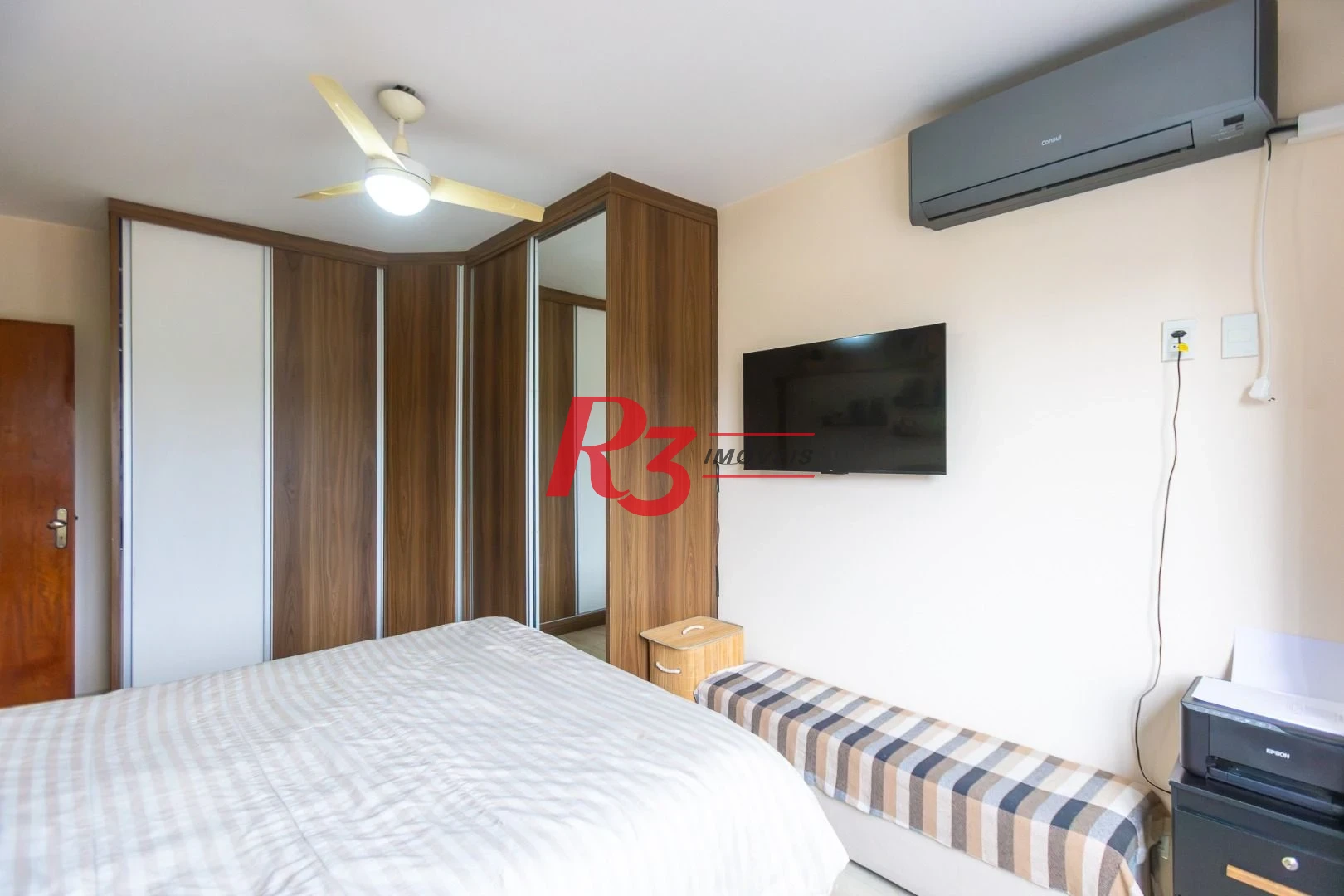Apartamento com 3 dormitórios à venda, 98 m² por R$ 750.000,00 - Ponta da Praia - Santos/SP
