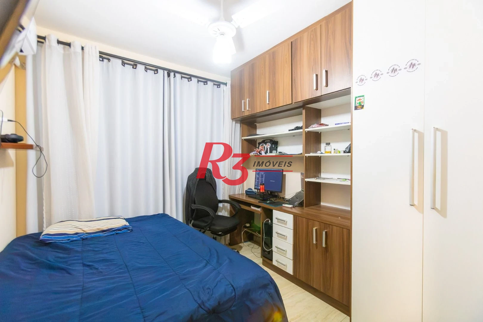 Apartamento com 3 dormitórios à venda, 98 m² por R$ 750.000,00 - Ponta da Praia - Santos/SP