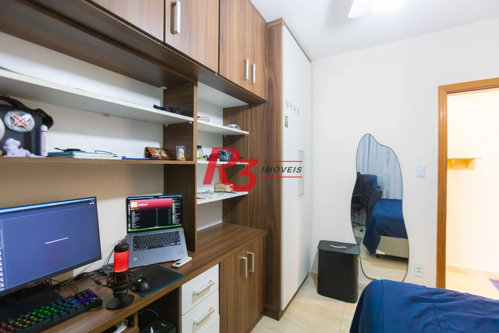 Apartamento com 3 dormitórios à venda, 98 m² por R$ 750.000,00 - Ponta da Praia - Santos/SP