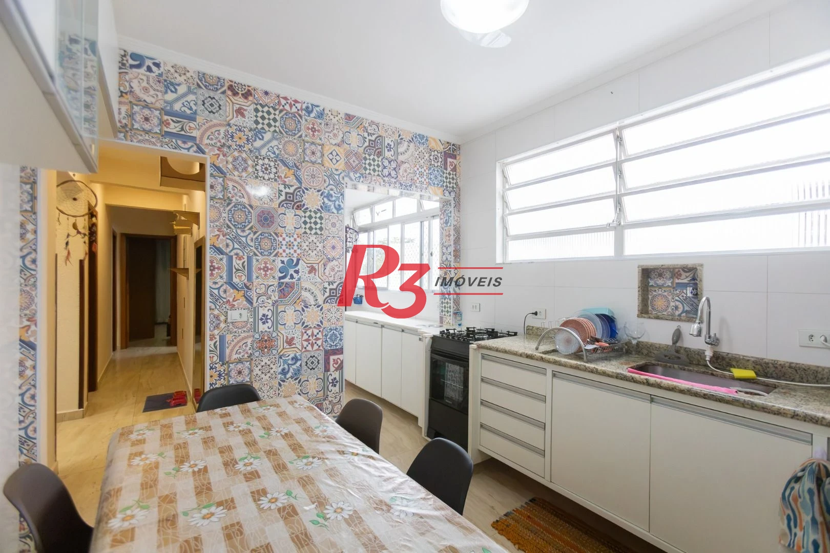 Apartamento com 3 dormitórios à venda, 98 m² por R$ 750.000,00 - Ponta da Praia - Santos/SP