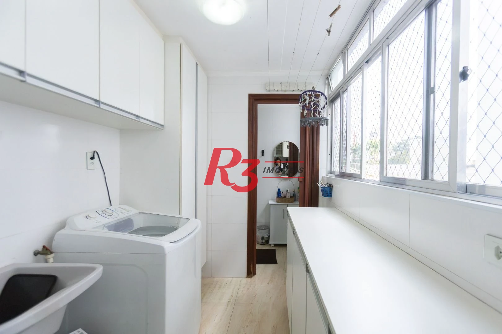 Apartamento com 3 dormitórios à venda, 98 m² por R$ 750.000,00 - Ponta da Praia - Santos/SP