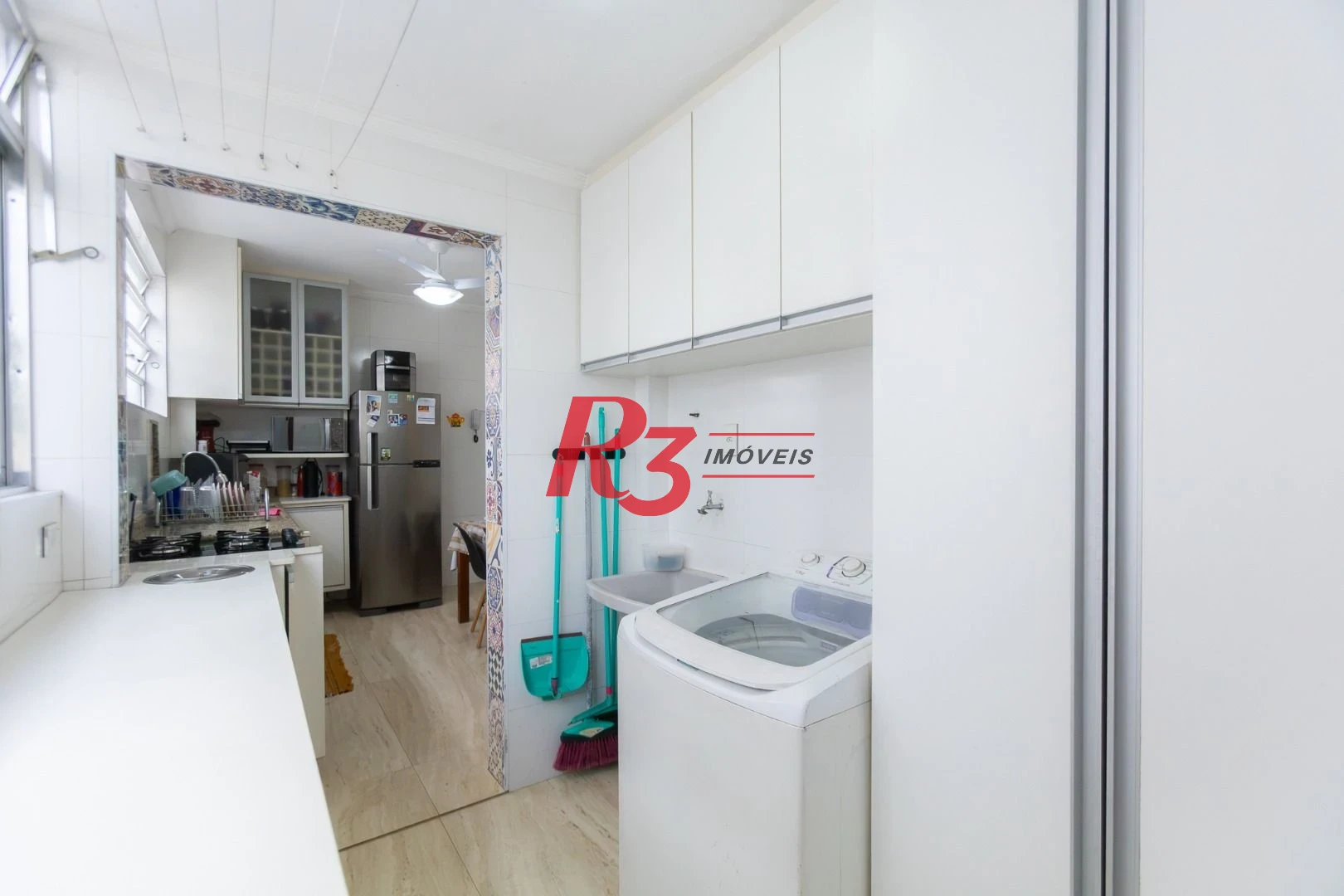 Apartamento com 3 dormitórios à venda, 98 m² por R$ 750.000,00 - Ponta da Praia - Santos/SP