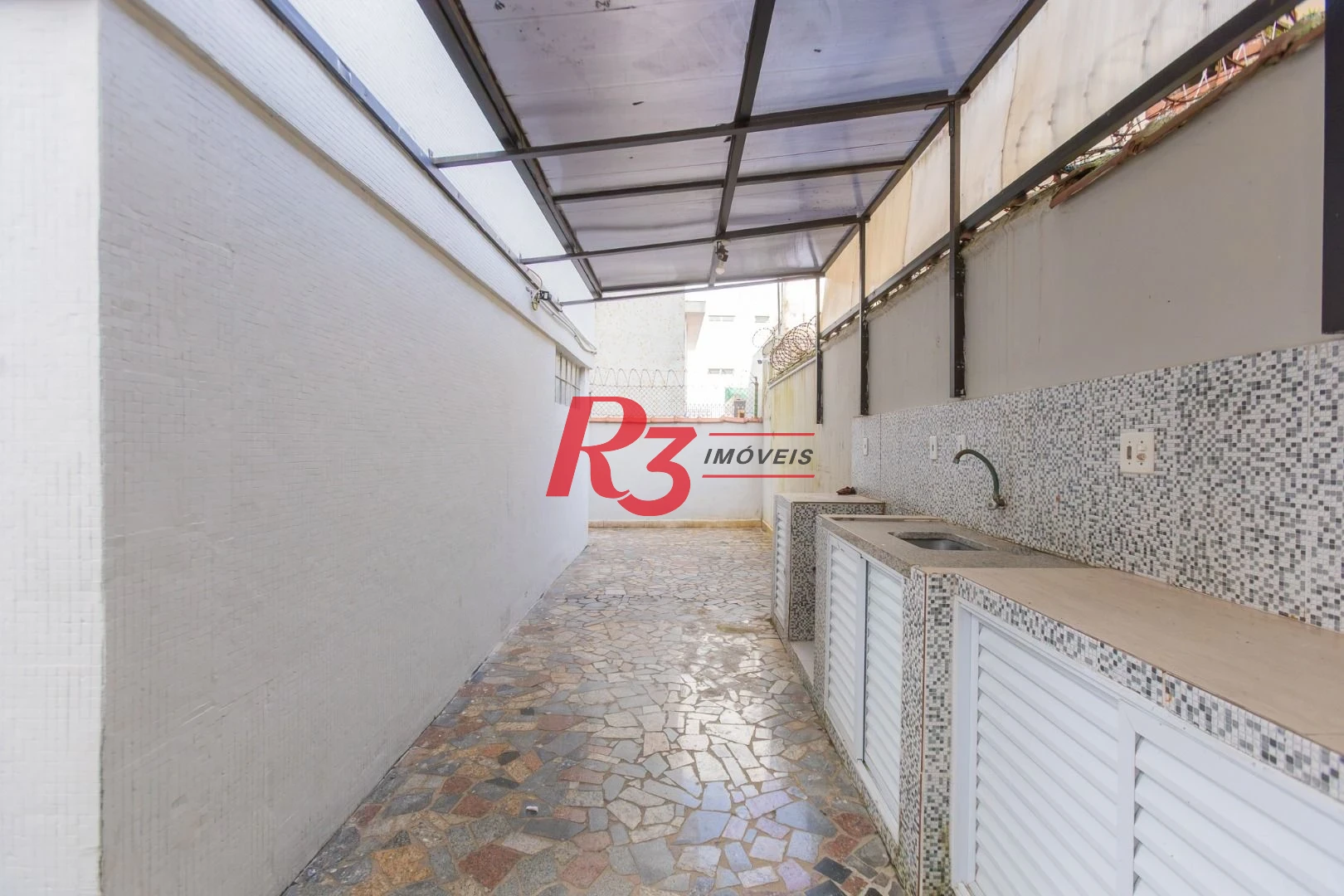 Apartamento com 3 dormitórios à venda, 98 m² por R$ 750.000,00 - Ponta da Praia - Santos/SP