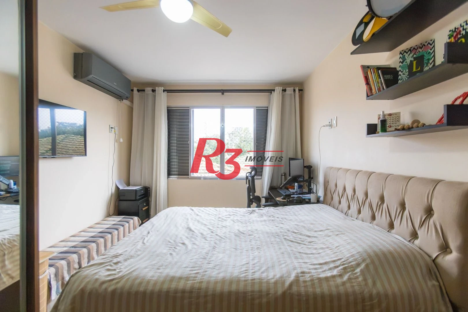 Apartamento com 3 dormitórios à venda, 98 m² por R$ 750.000,00 - Ponta da Praia - Santos/SP
