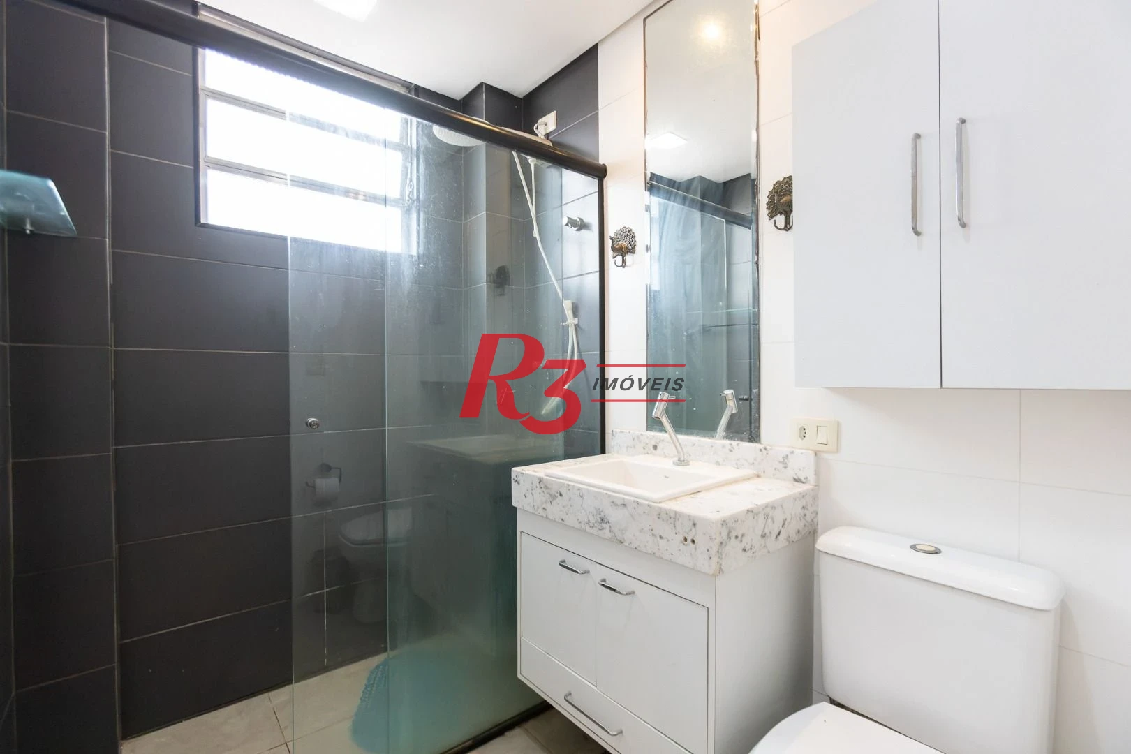 Apartamento com 2 dormitórios, 85 m² - venda por R$ 750.000,00 ou aluguel por R$ 5.000,00/mês - Gonzaga - Santos/SP