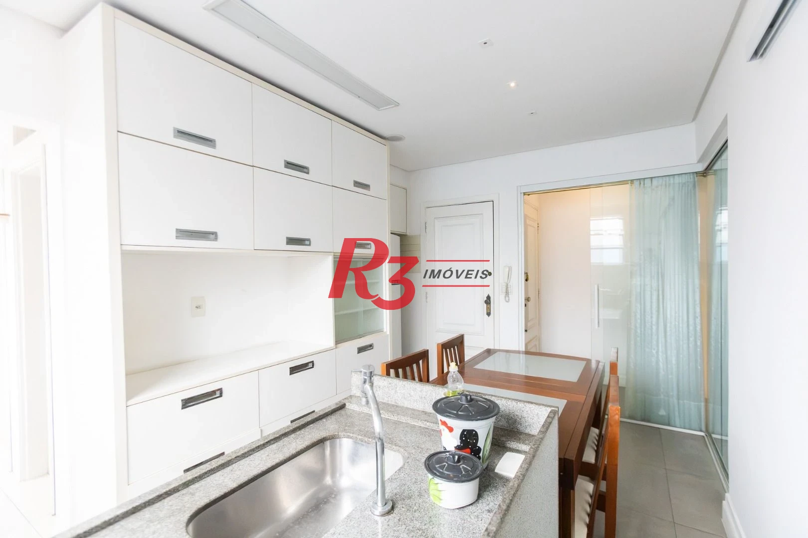 Apartamento com 2 dormitórios, 85 m² - venda por R$ 750.000,00 ou aluguel por R$ 5.000,00/mês - Gonzaga - Santos/SP