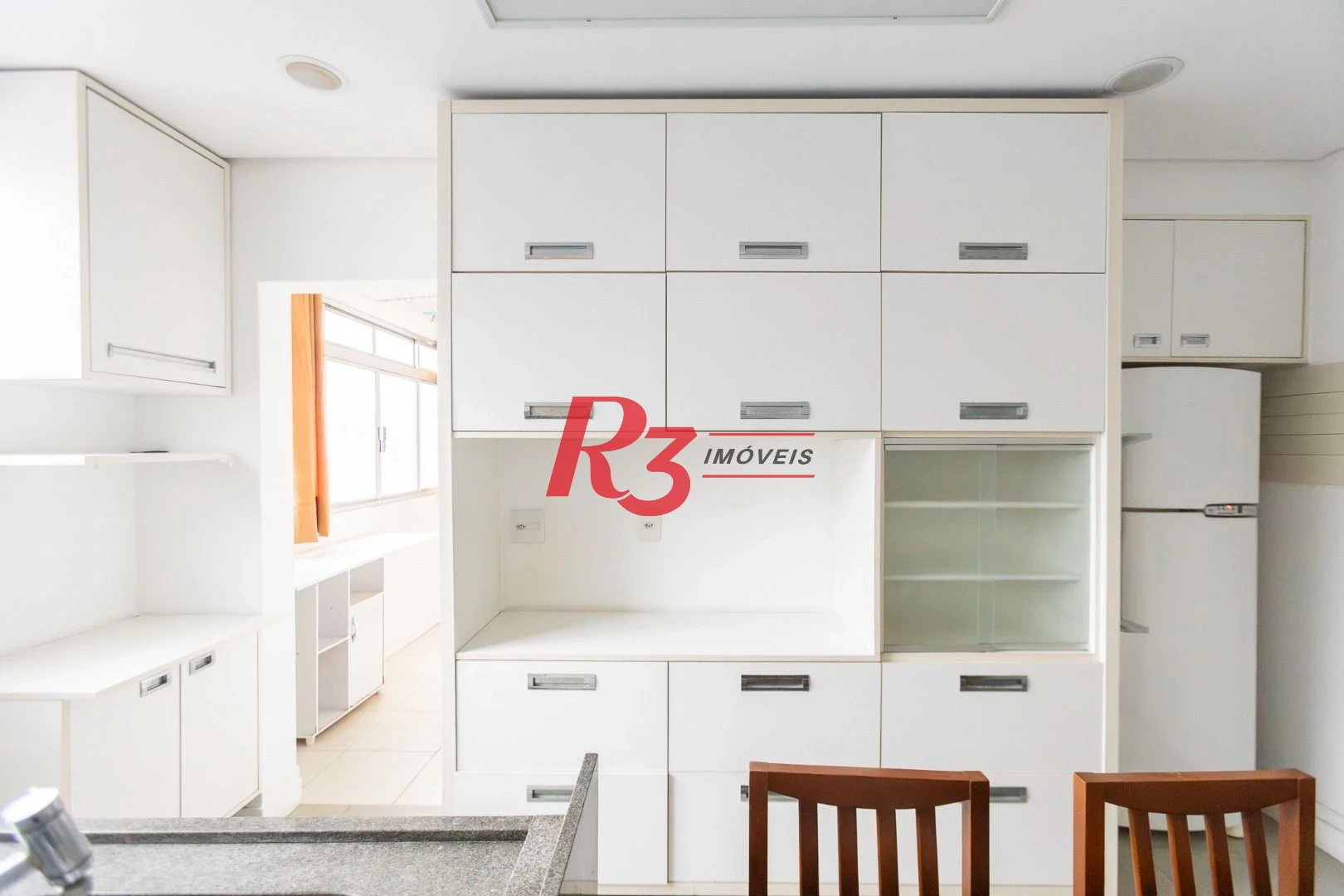 Apartamento com 2 dormitórios, 85 m² - venda por R$ 750.000,00 ou aluguel por R$ 5.000,00/mês - Gonzaga - Santos/SP