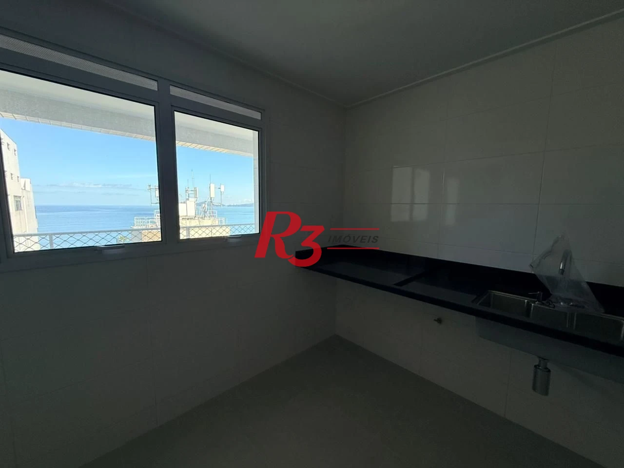 Apartamento com 3 dormitórios à venda, 170 m² por R$ 3.800.000,00 - Aparecida - Santos/SP