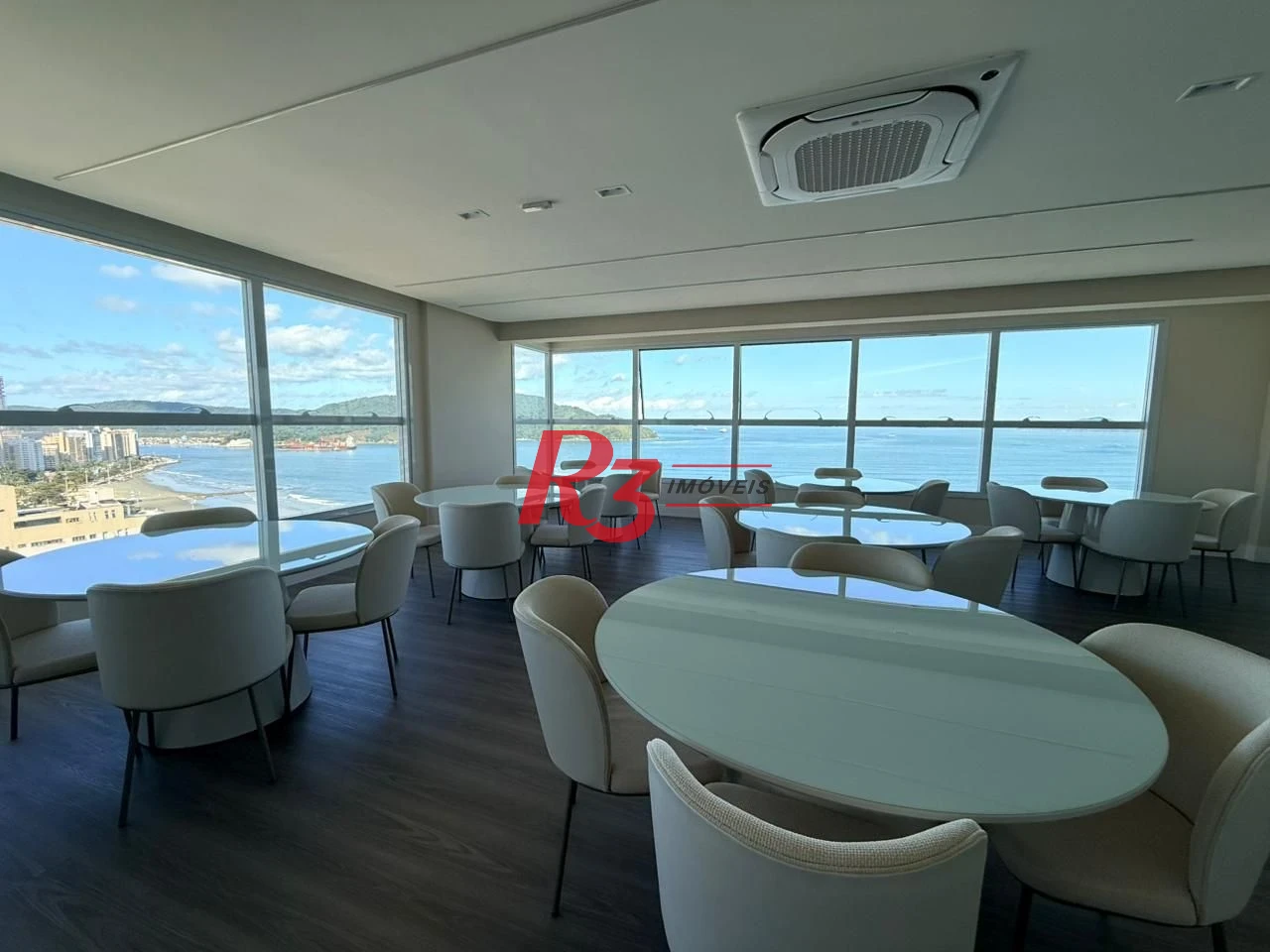 Apartamento com 3 dormitórios à venda, 170 m² por R$ 3.800.000,00 - Aparecida - Santos/SP
