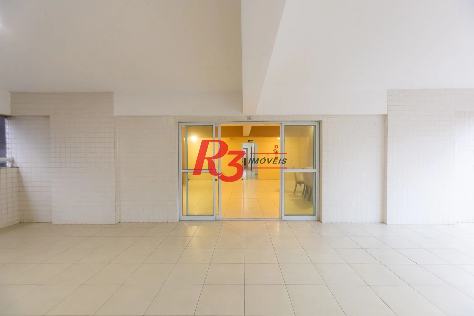 Cobertura com 3 dormitórios à venda, 248 m² por R$ 1.000.000,00 - Marapé - Santos/SP